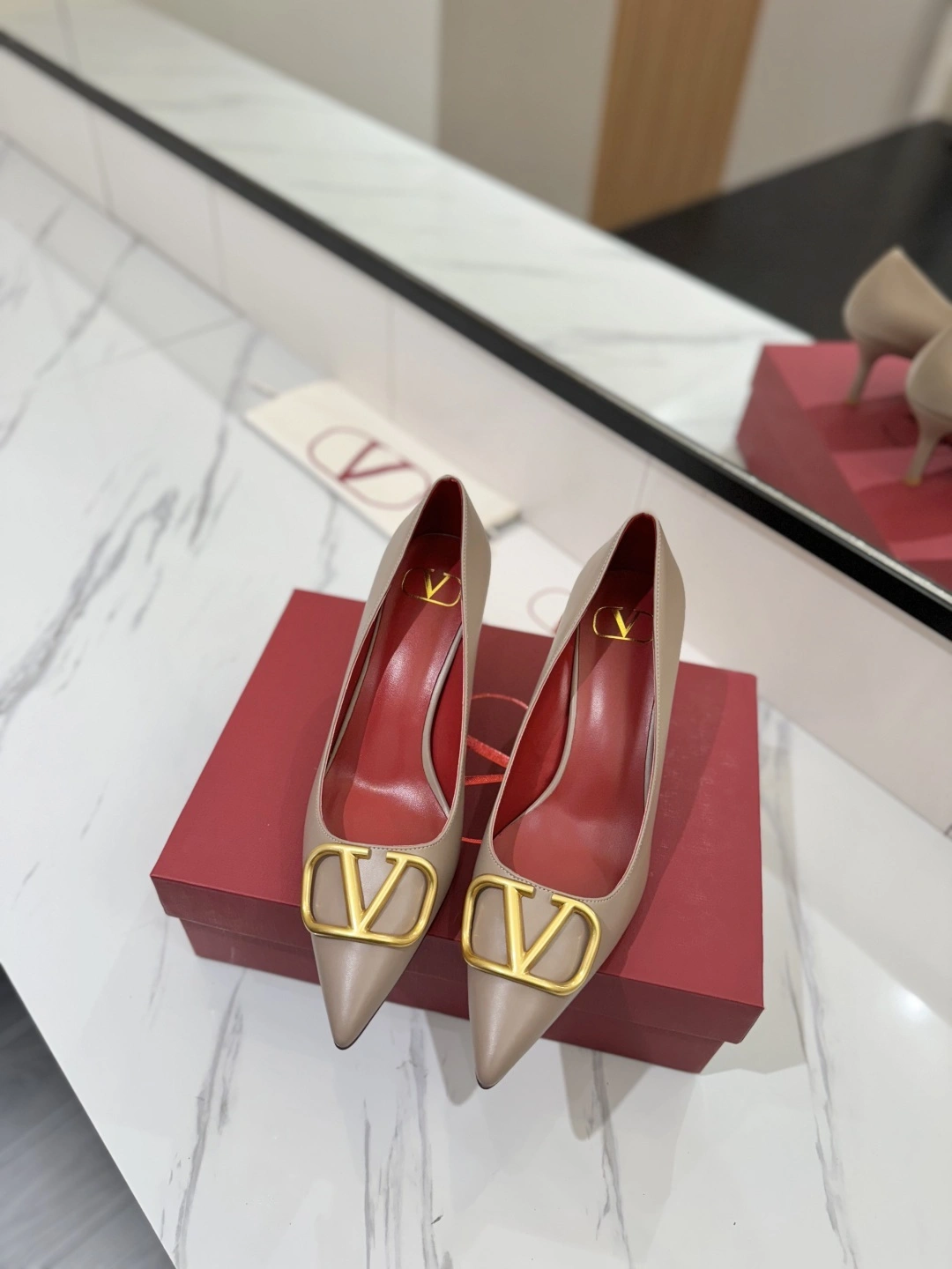 COCO-- V1859ti9o 1W2S0EN0DSHP45 Heel height：7.5CM goatskin Calfskin item:E-X138C3022